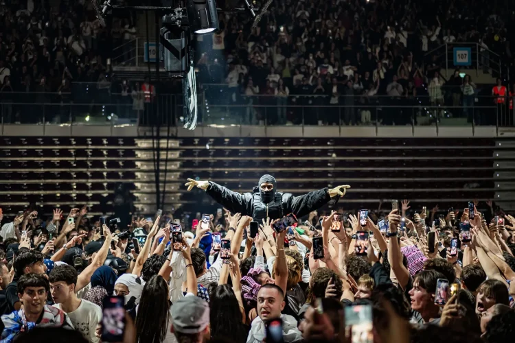 asap-rocky-9-10-26-104