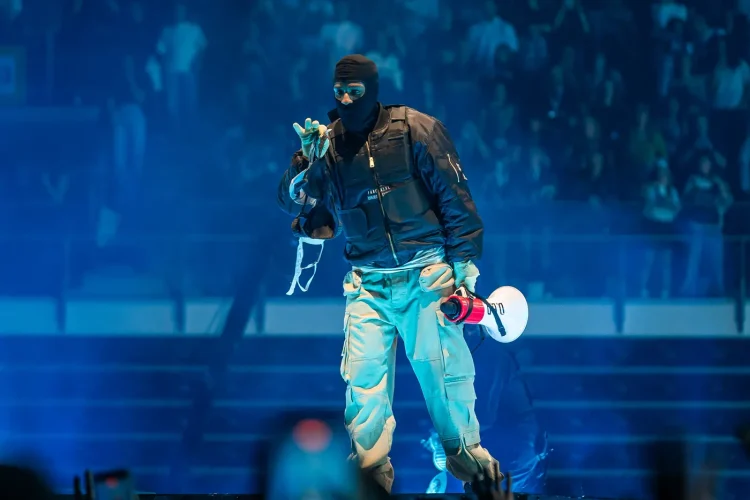 asap-rocky-9-10-26-149