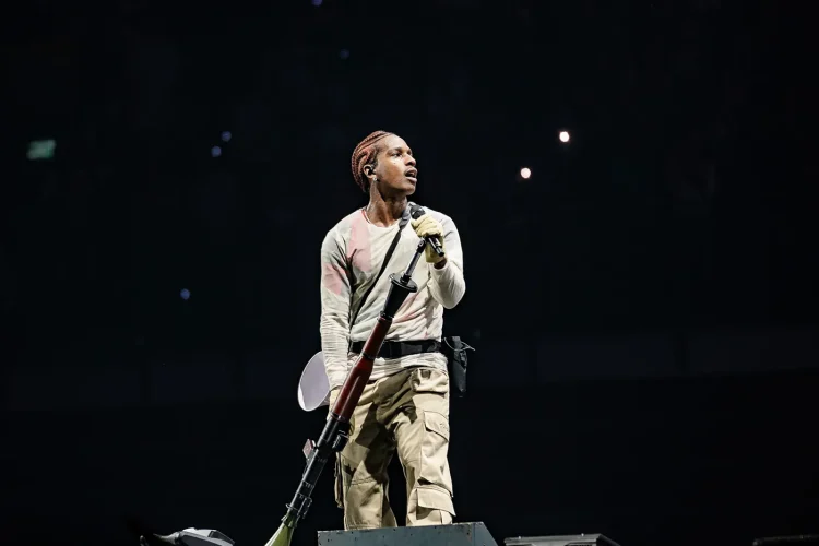 asap-rocky-9-10-26-172