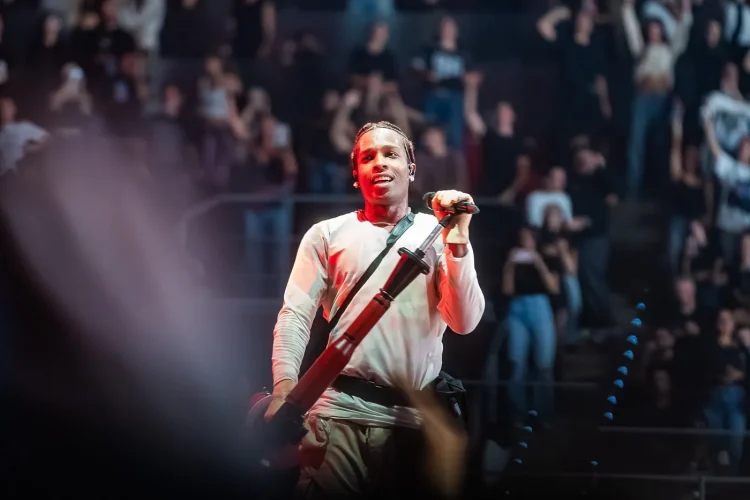 asap-rocky-9-10-26-177